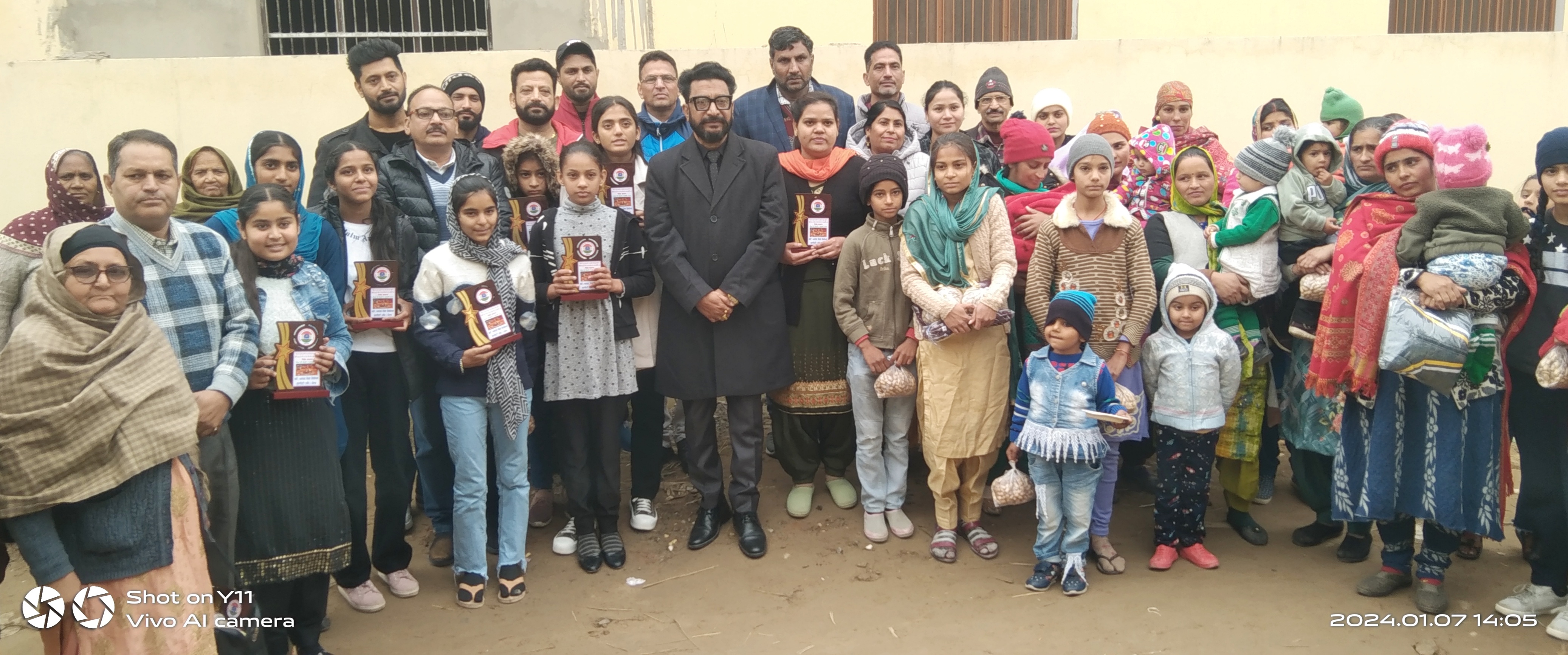 Adarsh Social Welfare Society Punjab under the Save the Earth, Save the Daughters campaign has given the lohri of new born daughters.